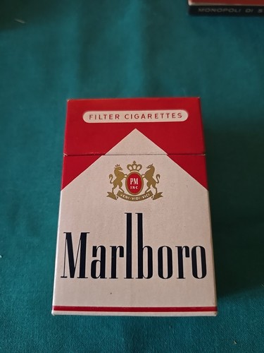 Raro pacchetto vuoto - raro,