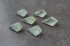 Pietre preziose sfaccettate a