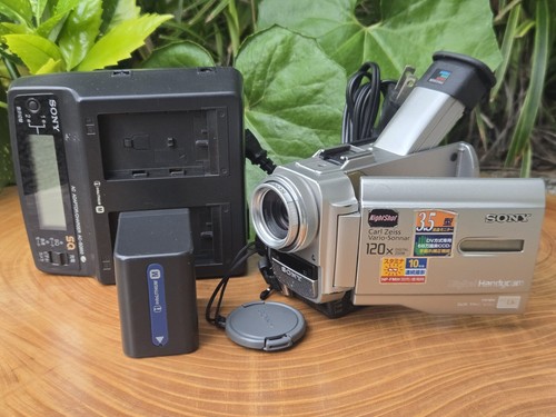 4877 sony dcr - 73, minidv