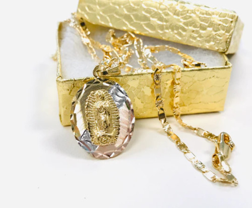 Collana virgen guadalupe - de, in