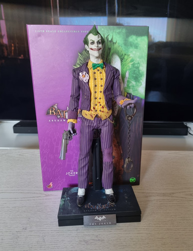 Hot toys batman - batman:, arkham