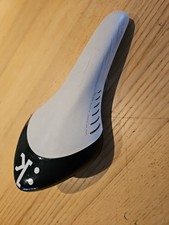 Fizik Wing Flex Sella 260g Rotaie in Titanio