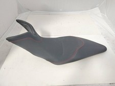 BENELLI TRE k 1130 899 Sella 0310075003000 CUCITURA ROSSA