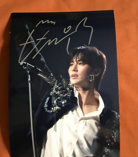 Foto autografa bian you - you, xi