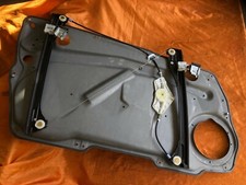 MERCEDES A 170 AVANTGARDE W169 - ALZACRISTALLI PANNELLO / SUPPORTO PORTA DESTRA 
