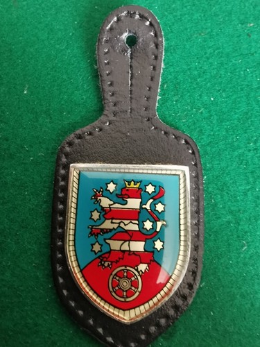 Ciondolo pettorale distintivo