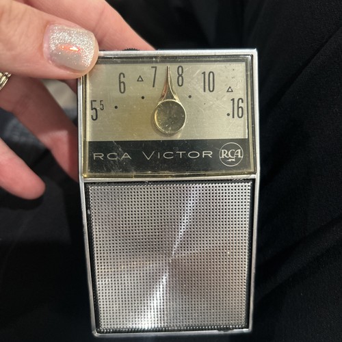 Radio transistor rca - radio, a