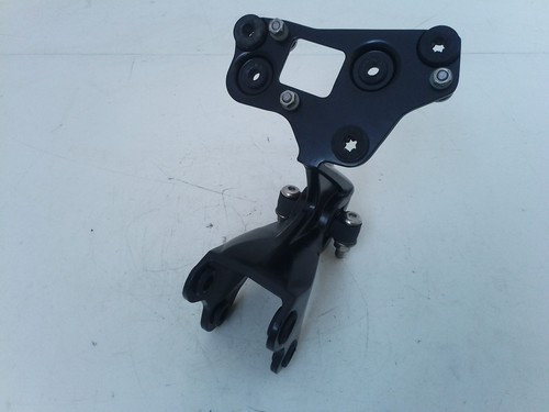 Triumph street triple - triumph,