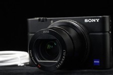 Sony Cyber-shot DSC-RX100M3