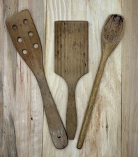 Antico set utensili da cucina