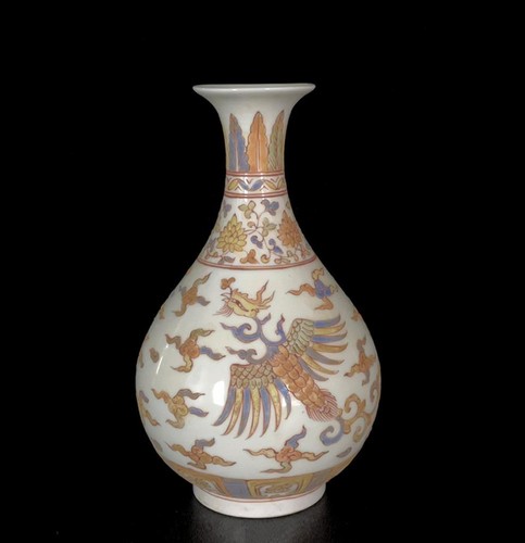 Vecchio vaso cinese firmato