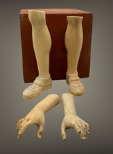 Un Paio Di Piedi/mani Legno