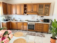 cucina completa di elettrodomestici usata