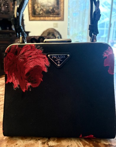 Borsa mano vintage prada - a,