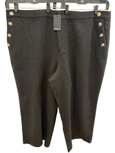 Pantalone nero con dettaglio