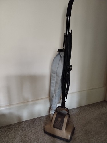 Aspirapolvere hoover junior - aspirapolvere,