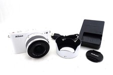 Nikon 1 J1 con 10-30 mm /