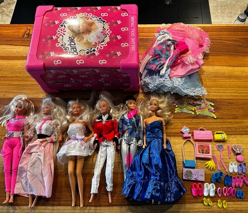 Lotto bambole barbie astuccio - bambole,