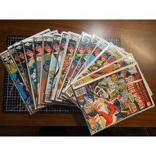 Lotto 15 fumetti Spider-Woman