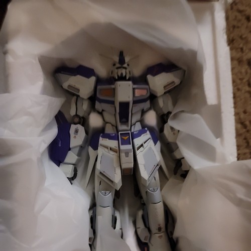 Bandai gundam 8 in - 8,