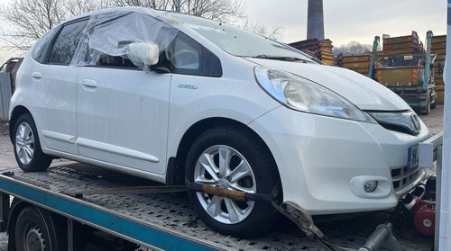 Honda jazz hybrid - honda,