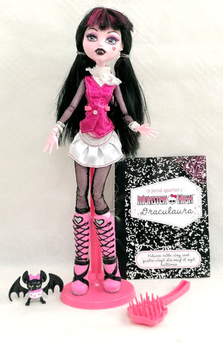 Poupée monster high - poupée,