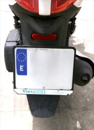 Portamatrículas piaggio - portamatrículas,