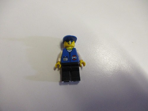 Lego personaggio città