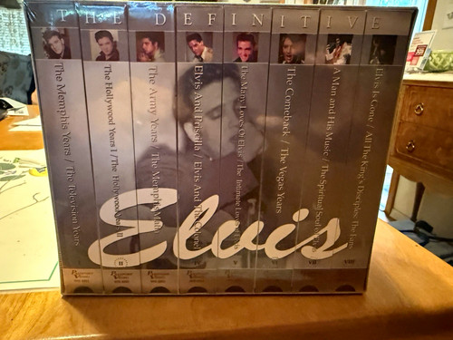 Elvis the definitive - the,