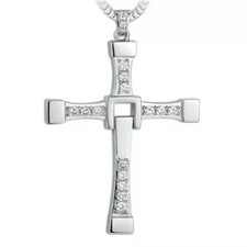 Collana con ciondolo croce