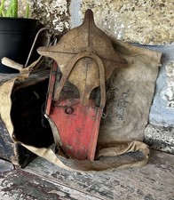 Antico seminatore a manovella