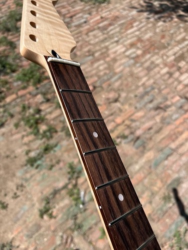 Collo chitarra elettrica