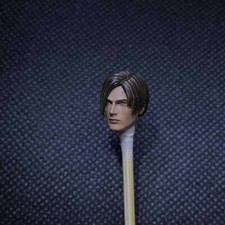 Premium 1/24 Young Leon Scott