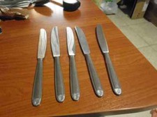 VINTAGE LOTTO 5 COLTELLI COLTELLO DA SERVIZIO 23,5 CM ACCIAO INOX USATI