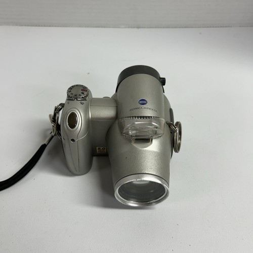 Minolta dimage z10 2 - minolta, 3,2