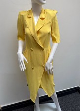 Abito doppiopetto giallo a