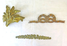 TRE ANTICHI FREGI DECORATIVI