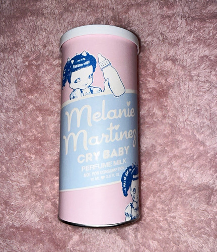 Originale melanie martinez cry - melanie,