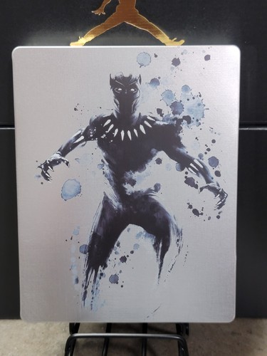 Black panther ultra - black,