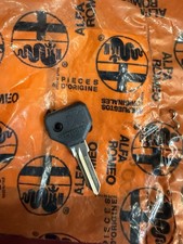 CHIAVE VERGINE ALFA SPIDER 75 164 GTV6 SZ RZ NUOVA ORIGINALE 60501855 ARMAN