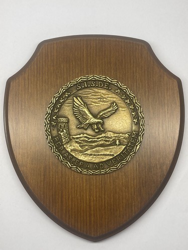 Crest sisde - crest,