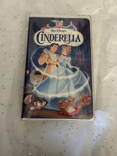 Walt disney home video - walt,
