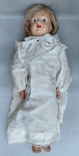 Grande poupee composite - grande,