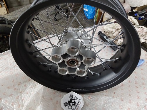 Cerchio posteriore ducati - cerchio,