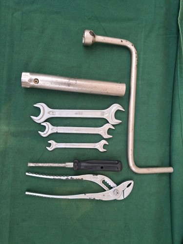 Kit attrezzi bmw anni 80 - attrezzi,