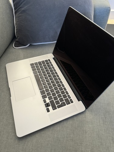 Apple macbook pro metà - apple, (metà