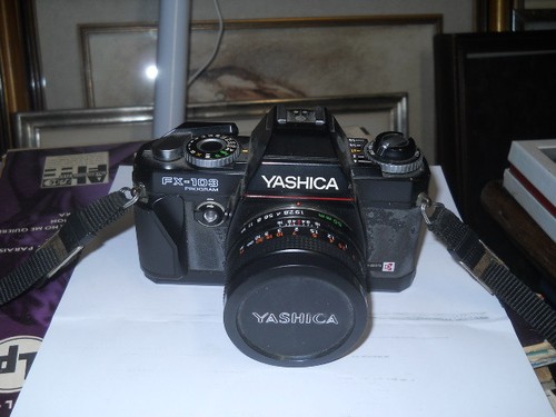 Yashica 103 35mm con - 35mm,