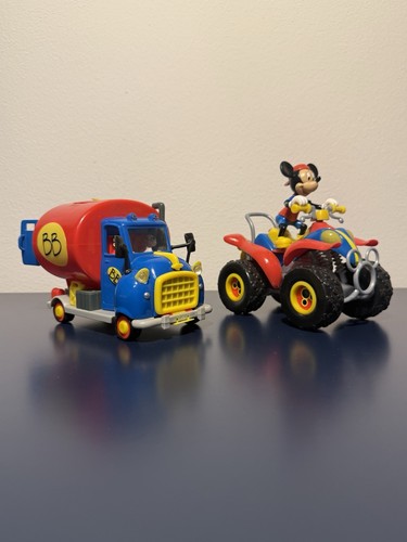 Disney gadgets quad - disney,