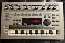 Roland 303 groovebox mc303 - mc-303,