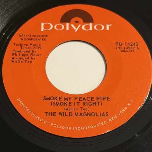 The wild magnolias smoke - the,
